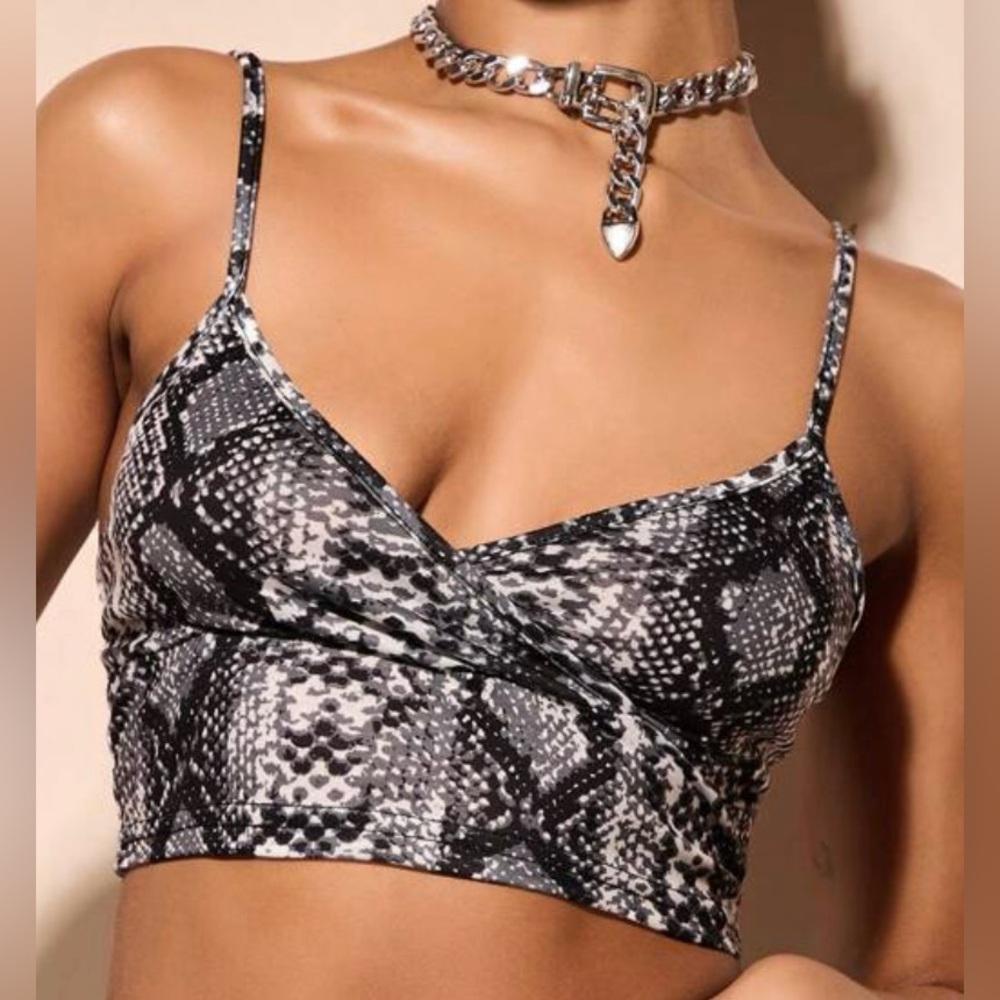 Crop Cross Front Snake Pattern Top